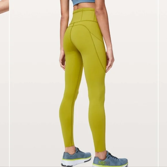 Lululemon Fast And Free Golden Lime Size 12 - Picture 2 of 6